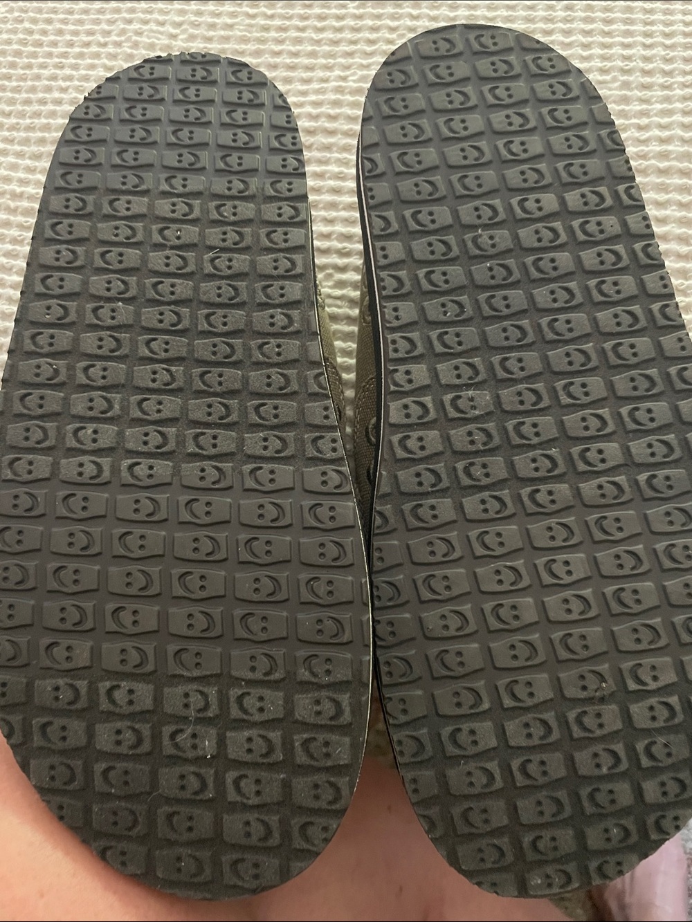 Sanuk Men's Slip-On Canvas Loafers in Olive - Picture 3 of 5